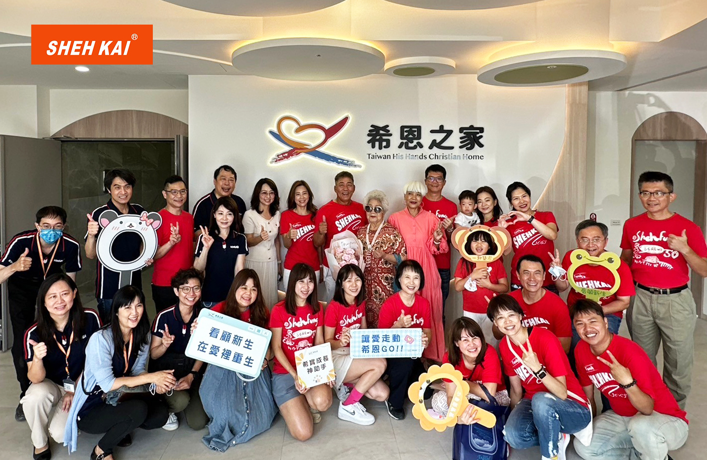 20240511-Taiwan-His-Hands.jpg